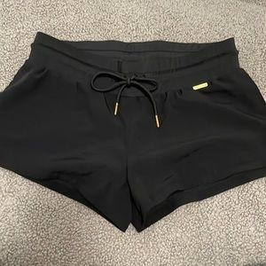 Dash Shorts - Cleo Harper size Small